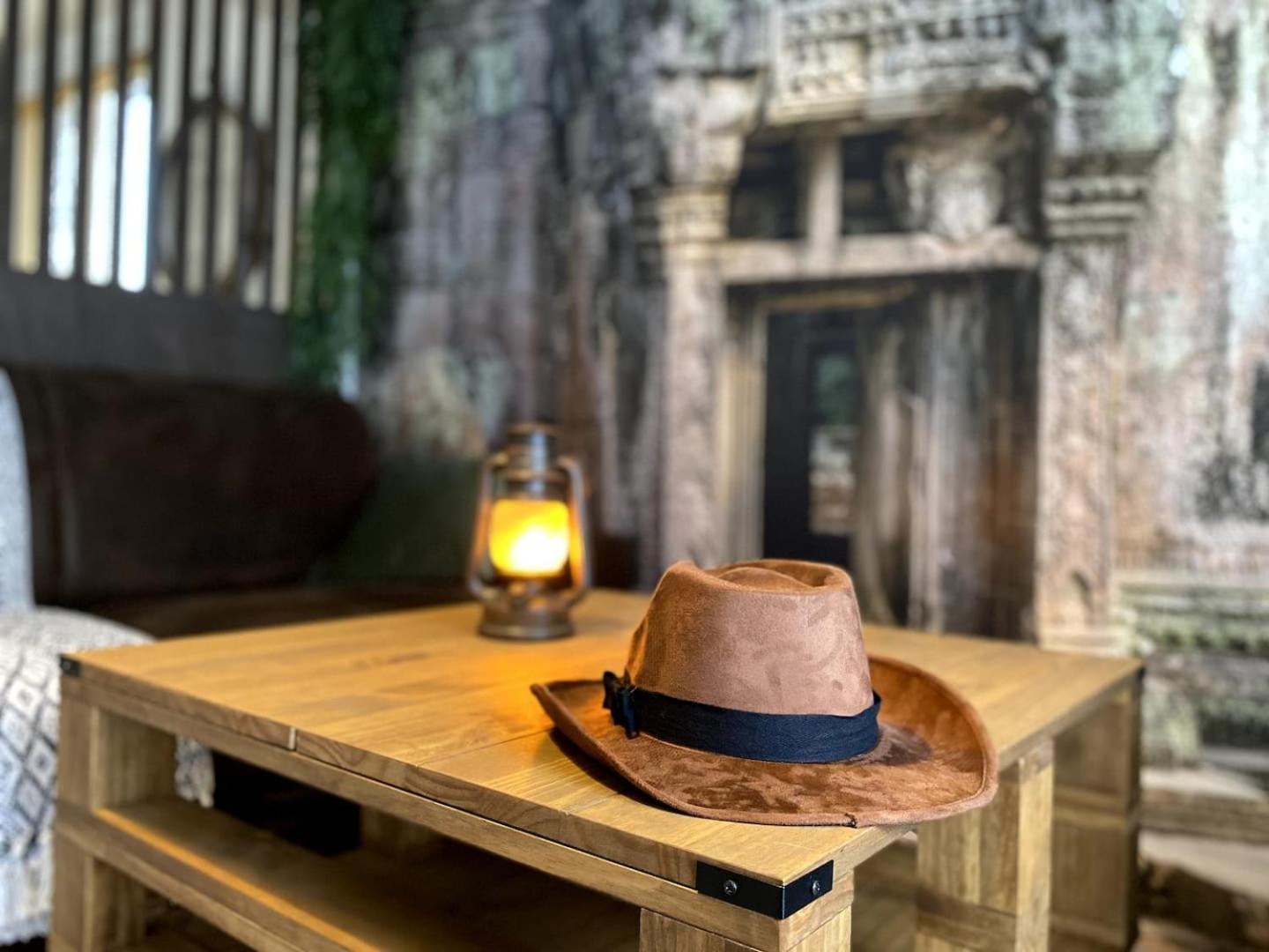L'Expedition - Best Keys - Experience Unique - Deco Immersive - Lit Queen Size & Canape Convertible - Centre Ville - Netflix & Wifi Illimite - Check-In Autonome - Parking Gratuit Villeneuve-sur-Yonne エクステリア 写真